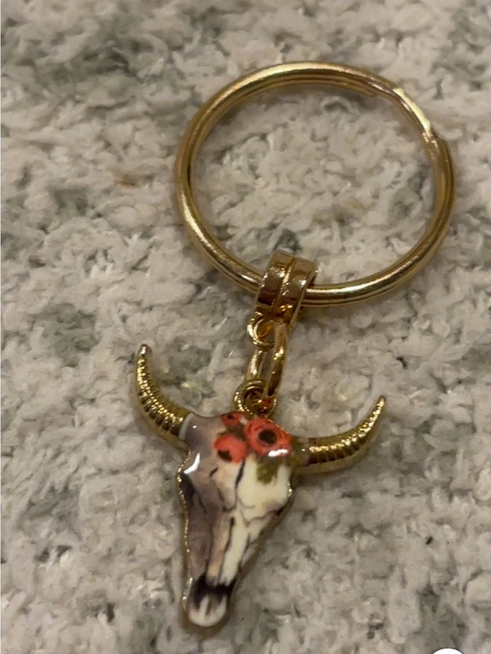Gold-Tone Western Cattle Skull Bull Keychain with Floral Accent NWT 2”